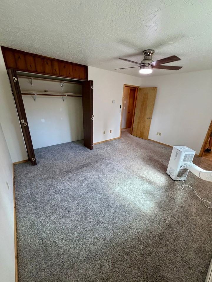 4369 Bishop Cir - Photo 3 of 17