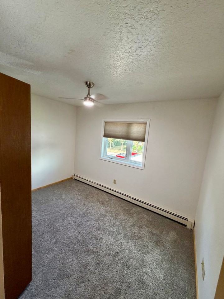 4369 Bishop Cir - Photo 6 of 17
