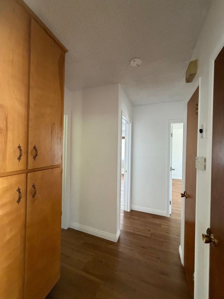 281 Armory Rd - Photo 7 of 25