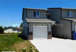 featured image of 387 Clover St