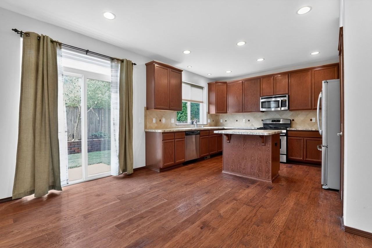 18901 34th Dr Se - Photo 2 of 40