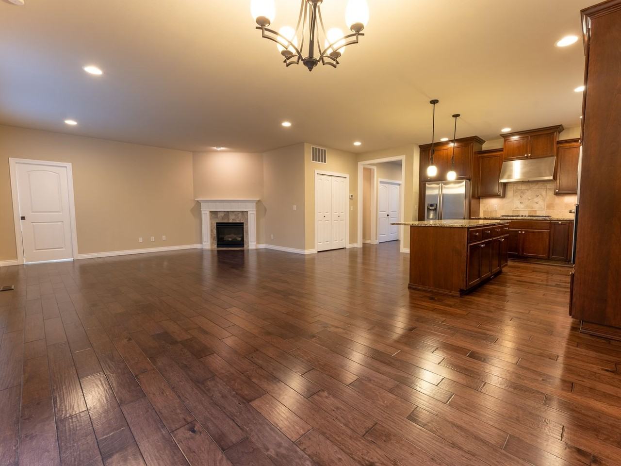 6415 86th Ave W - Photo 2 of 20