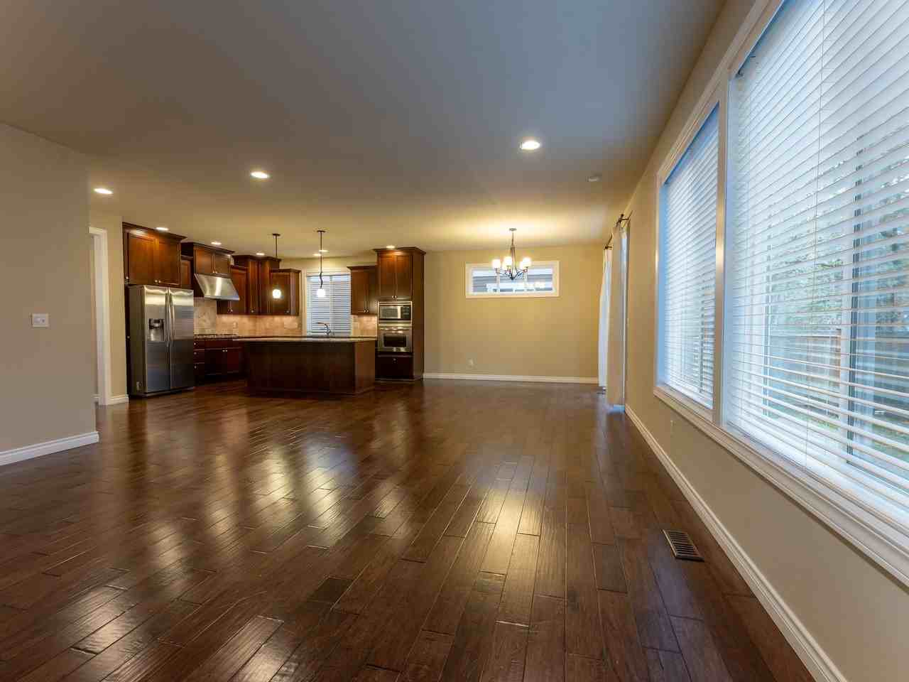 6415 86th Ave W - Photo 3 of 20