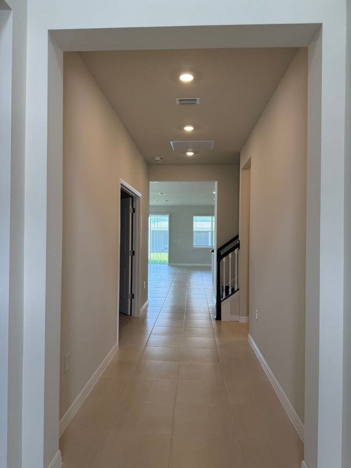5555 Settlingstone Ln - Photo 4 of 28