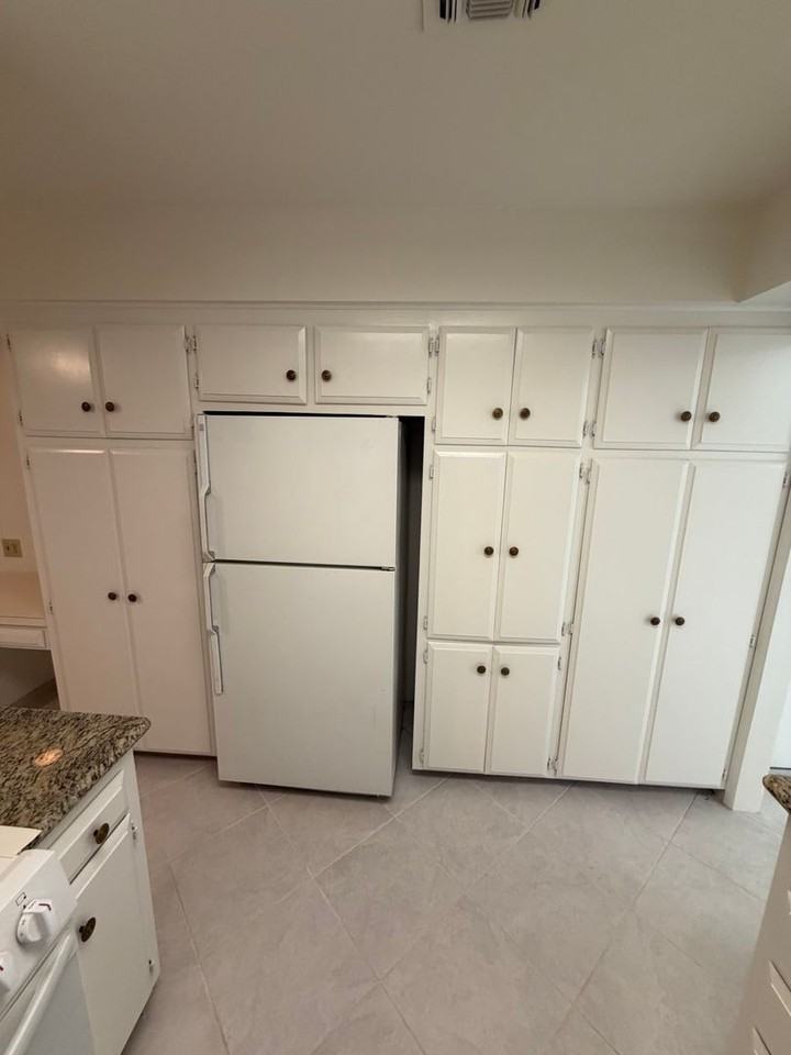 4746 N San Pablo Ave - Photo 6 of 17