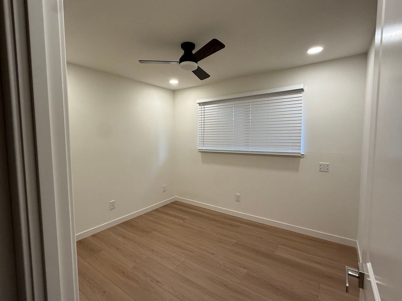 6209 Pinecreek Way - Photo 5 of 9