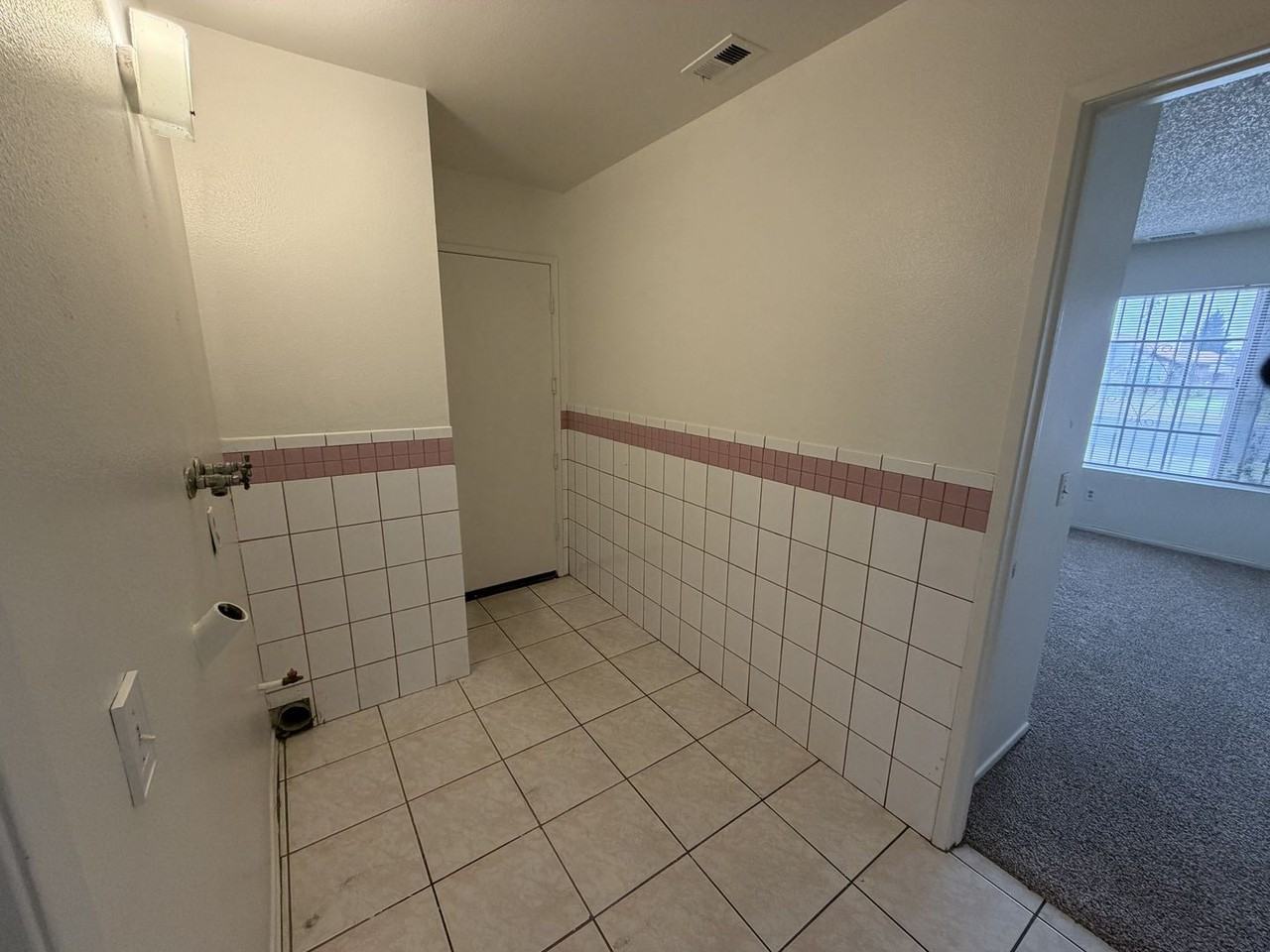 560 S Quince Ave - Photo 7 of 20