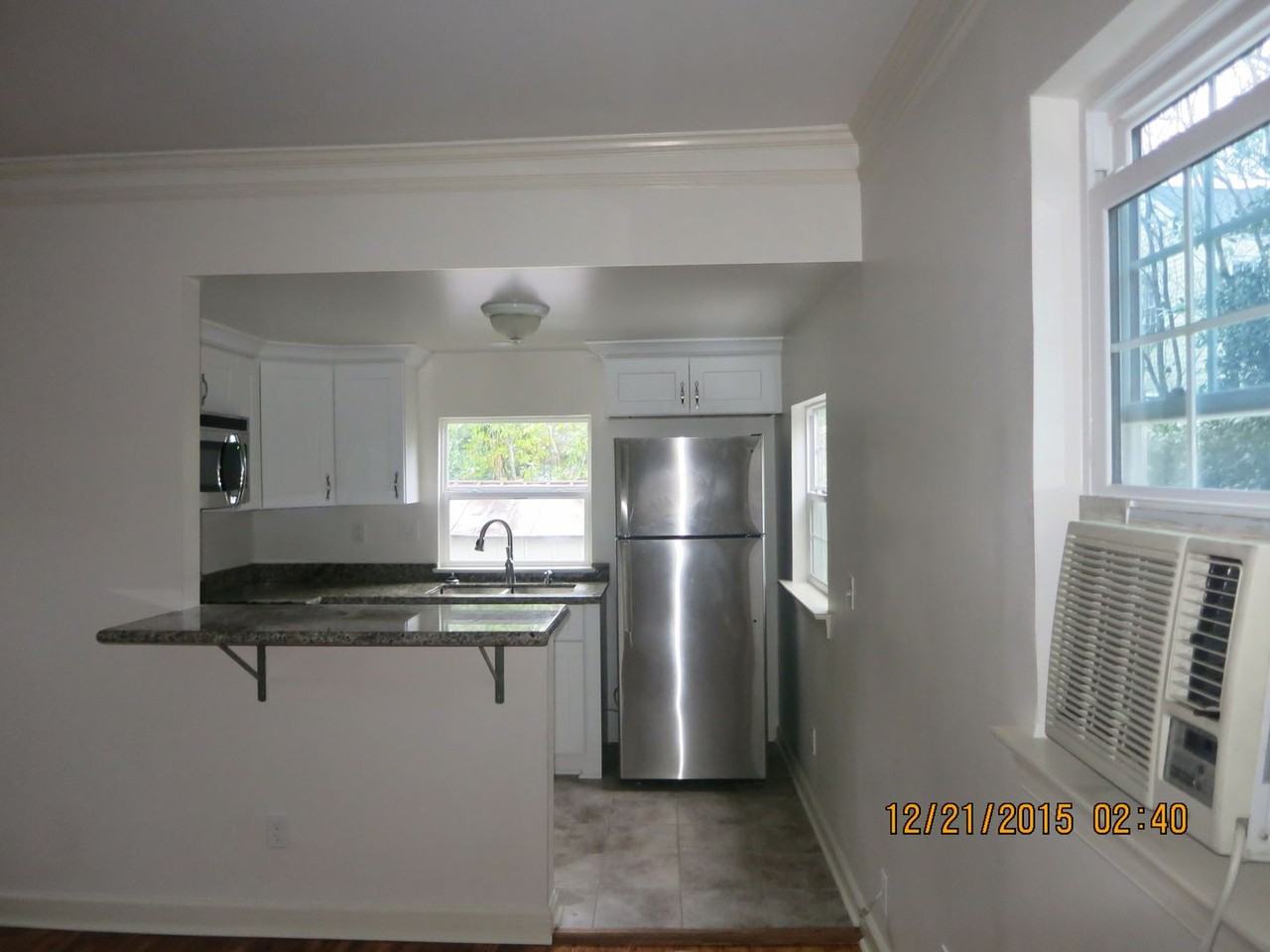 4417 Chestnut St - Photo 4 of 9