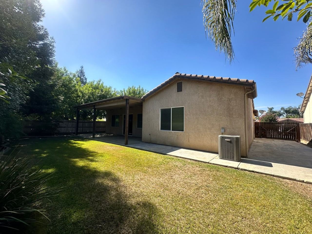 4441 W Elowin Ave - Photo 4 of 4