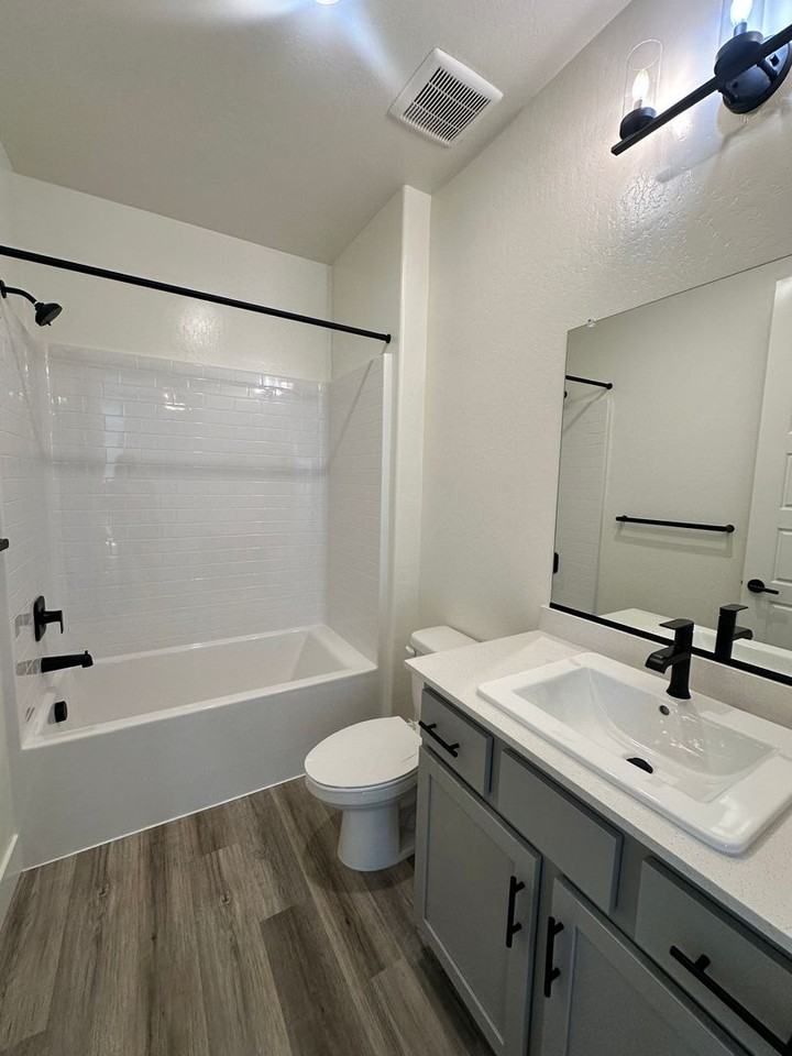 4005 W Babcock Ave - Photo 6 of 22