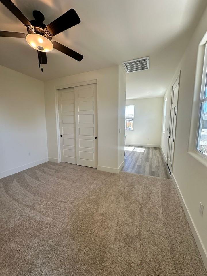 4005 W Babcock Ave - Photo 7 of 22