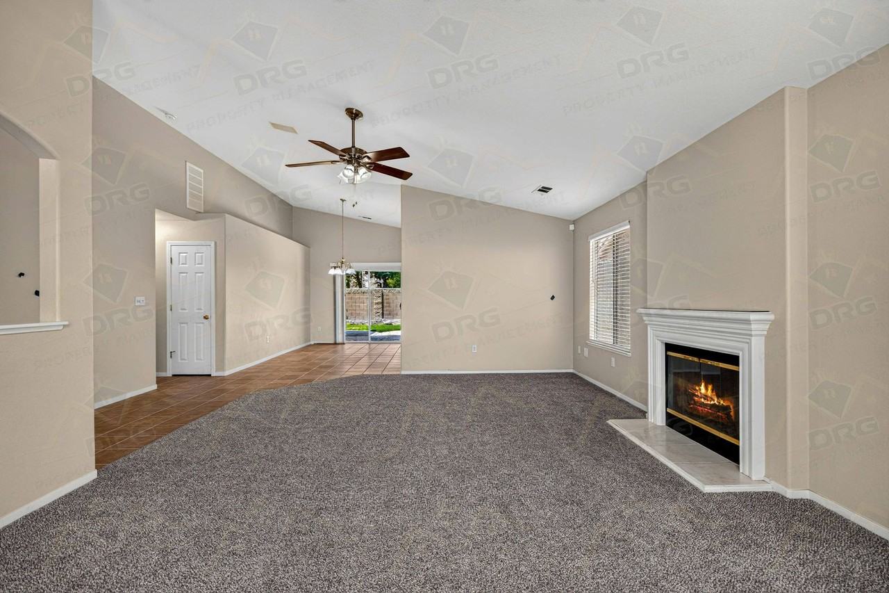 2713 Mozart Dr - Photo 6 of 33