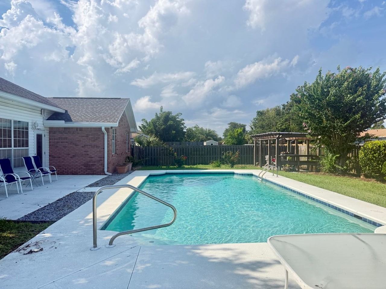 4034 Kristanna Dr - Photo 2 of 49