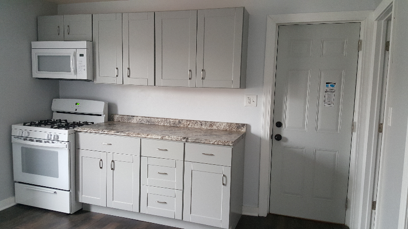 5001 Indianapolis Blvd #2R - Photo 4 of 5