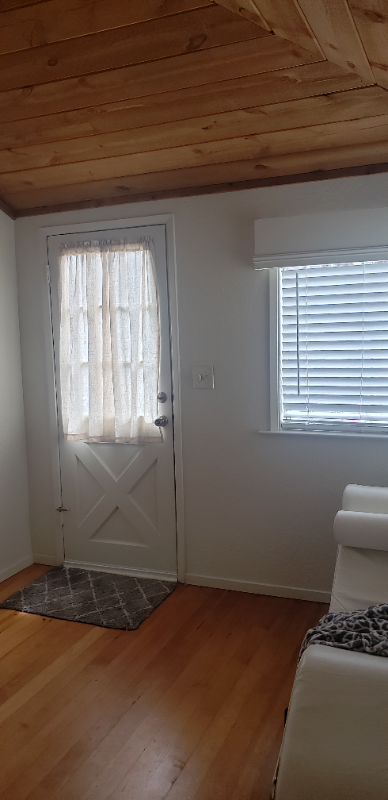 518 10th St - Photo 3 of 7