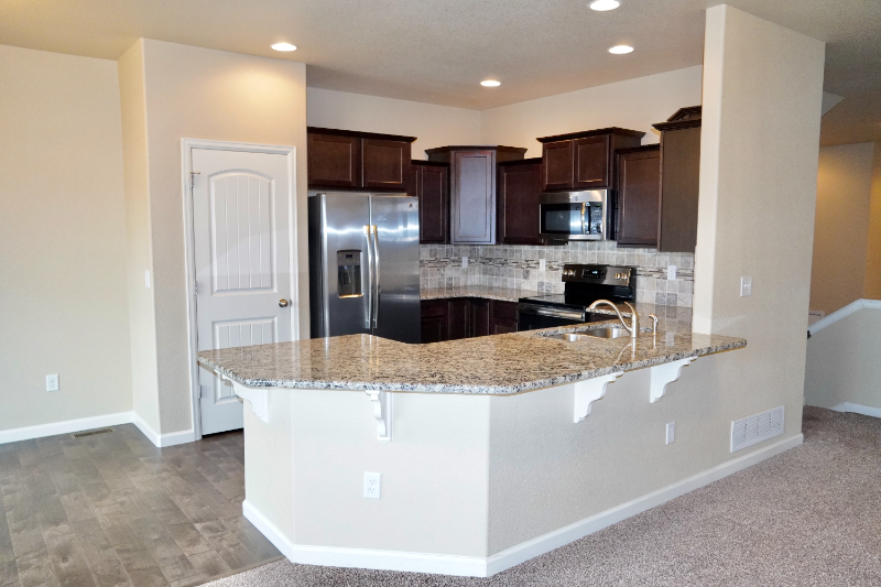 5609 Shamrock Hts - Photo 4 of 39