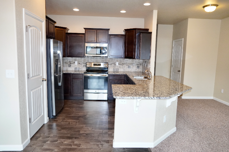 5609 Shamrock Hts - Photo 5 of 39