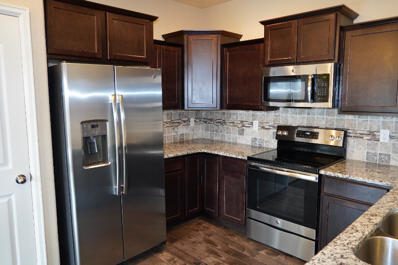 5609 Shamrock Hts - Photo 7 of 39