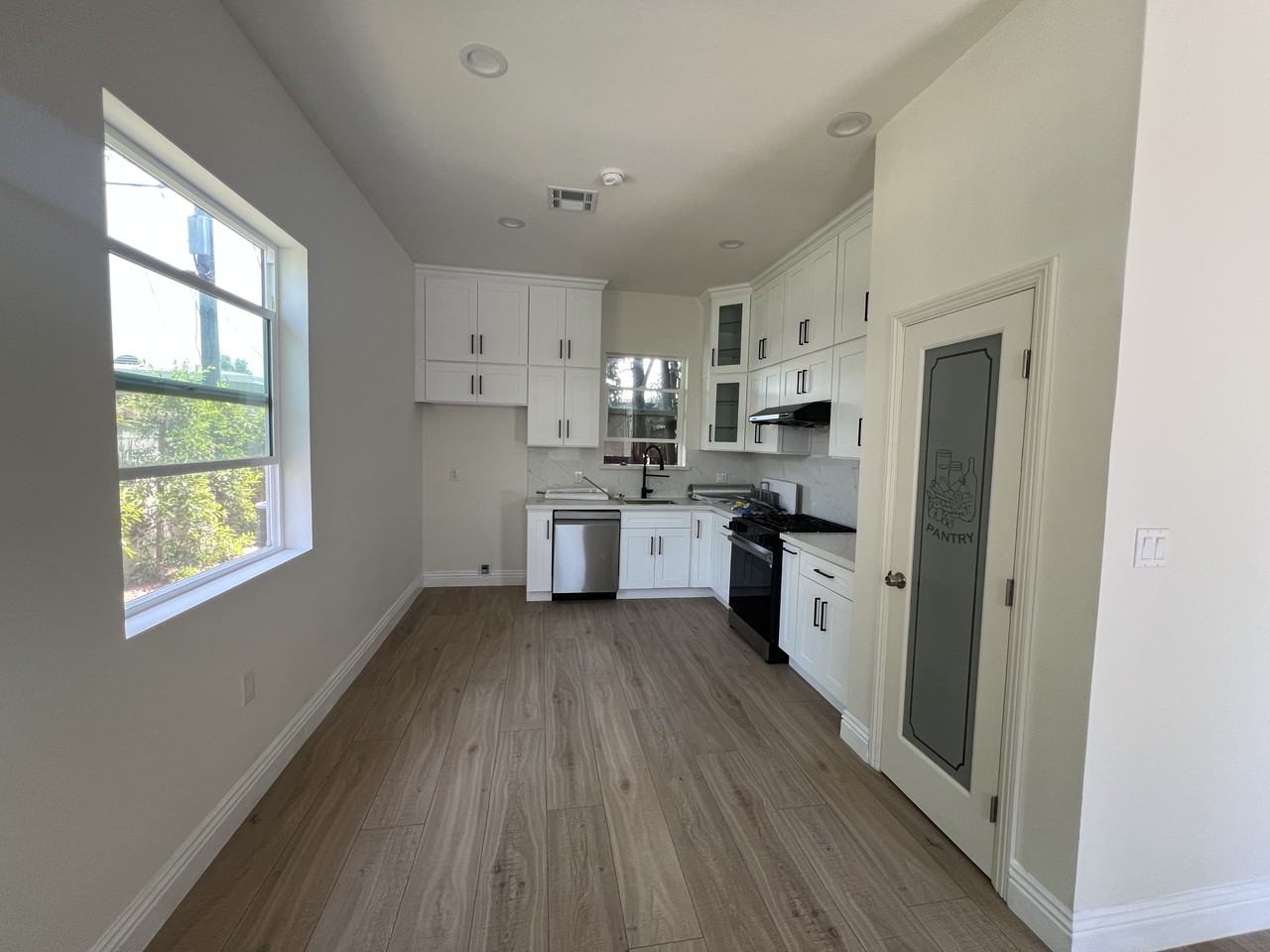 5148 Barela Ave #B - Photo 7 of 18