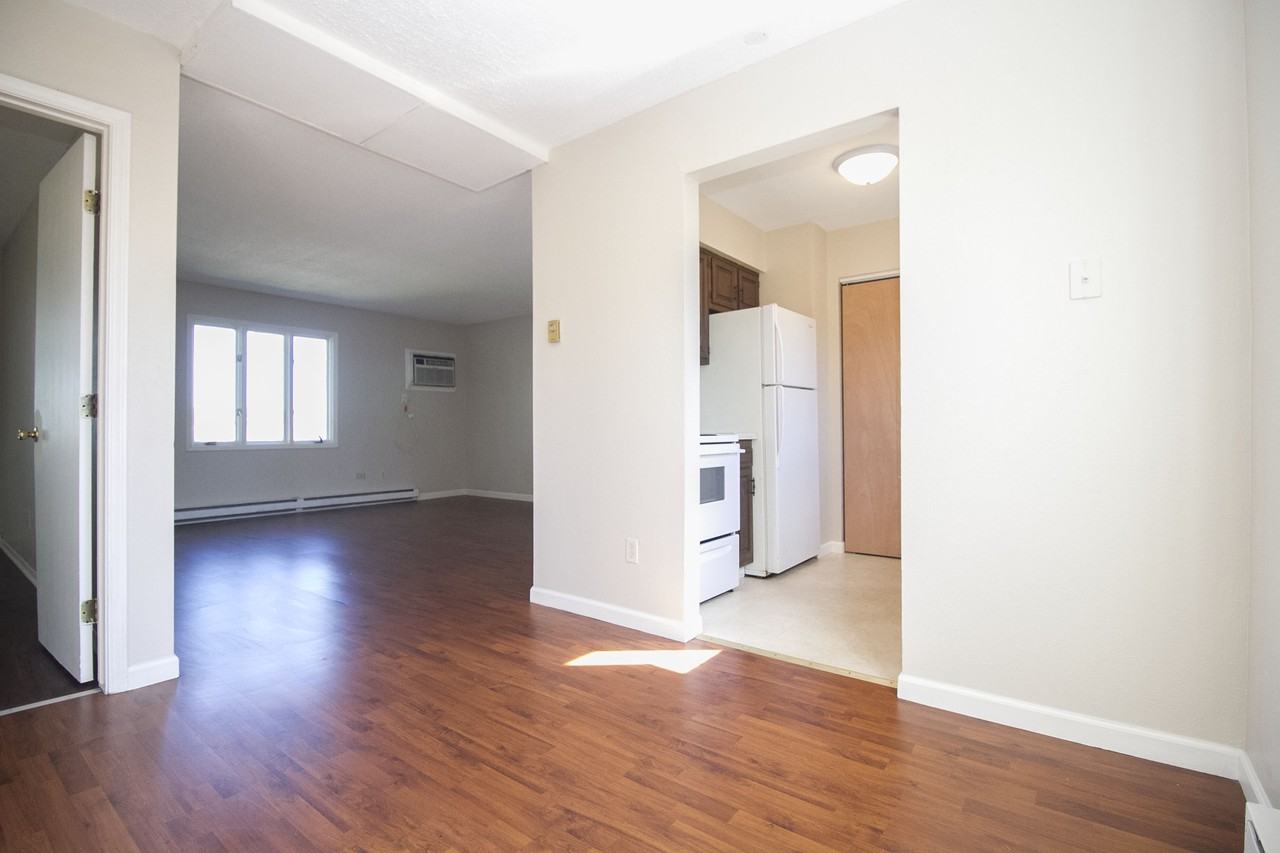5359 Cresthaven Ln #6B - Photo 5 of 13
