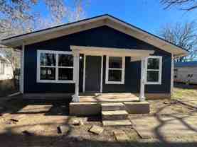 105 Chico St - Photo 1 of 1