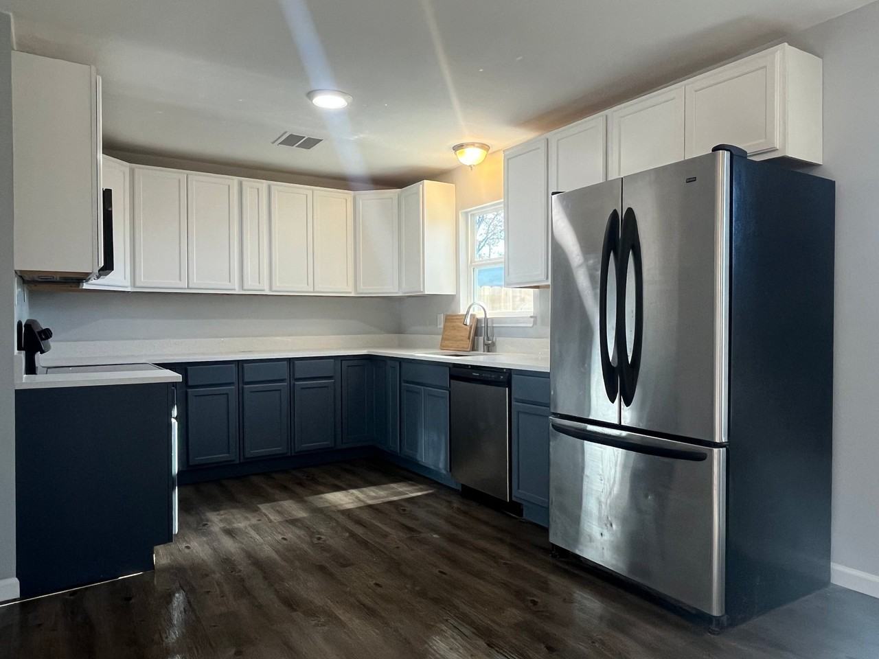 105 Chico St - Photo 6 of 22