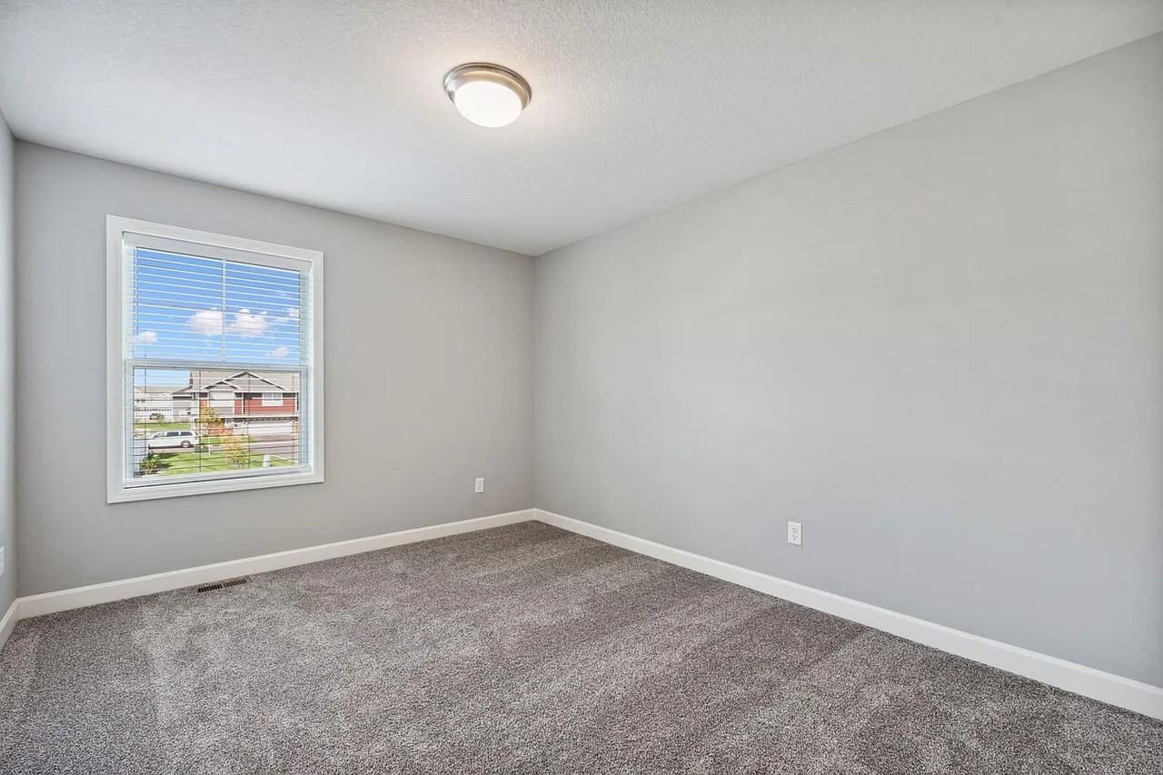 11022 Zest St Ne #E - Photo 5 of 11