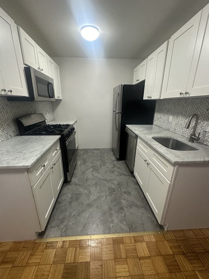 147 Main St #1E