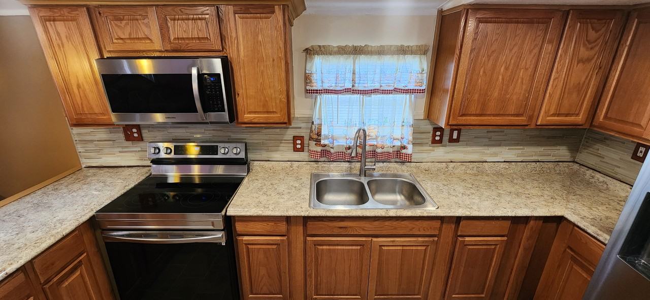 156 Mae St #NA - Photo 5 of 18