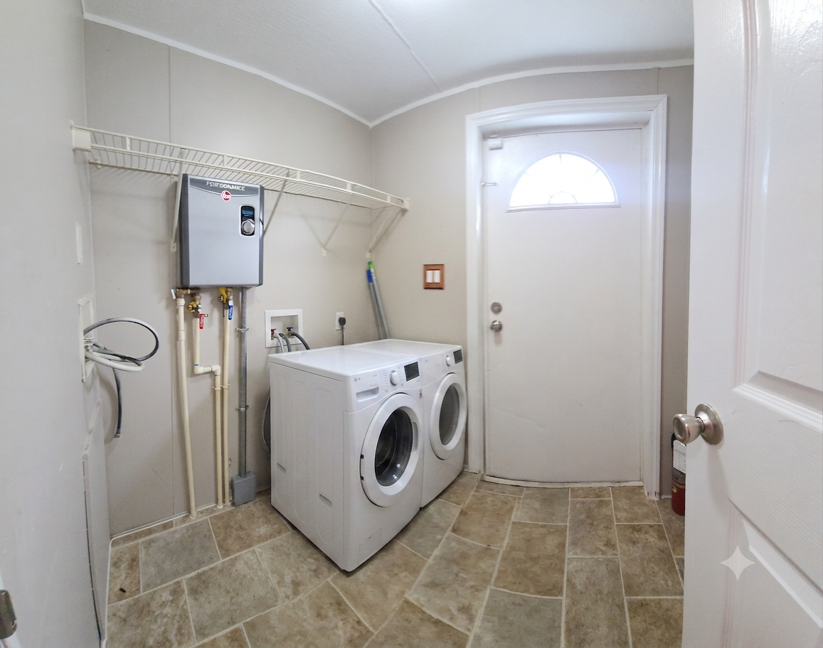 156 Mae St #NA - Photo 6 of 18