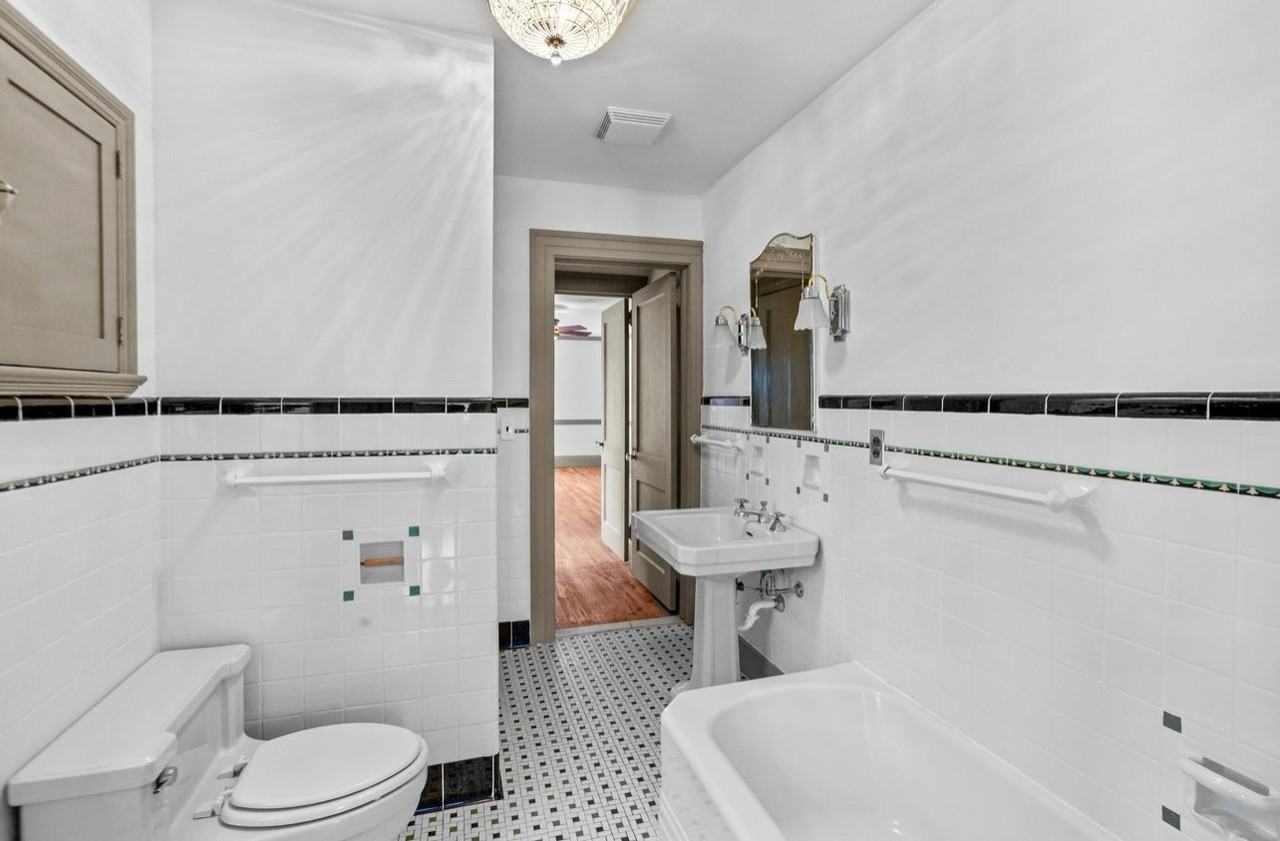 620 Falls Rd - Photo 6 of 8