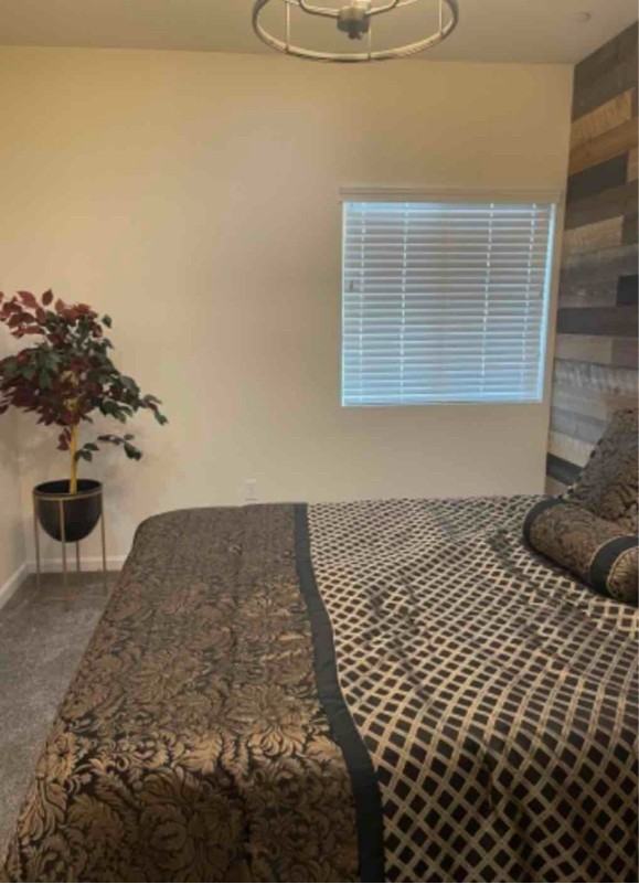 2118 Iberian Ct - Photo 2 of 6