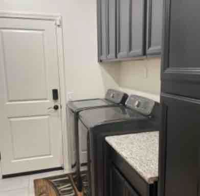 2118 Iberian Ct - Photo 5 of 6
