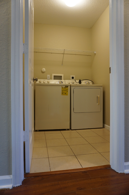 1964 Flamingo Pl - Photo 6 of 8