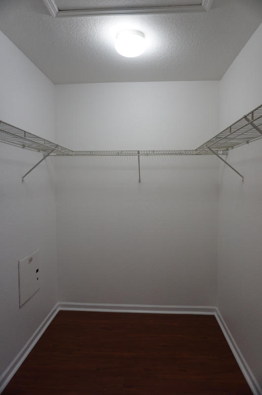 1964 Flamingo Pl - Photo 7 of 8