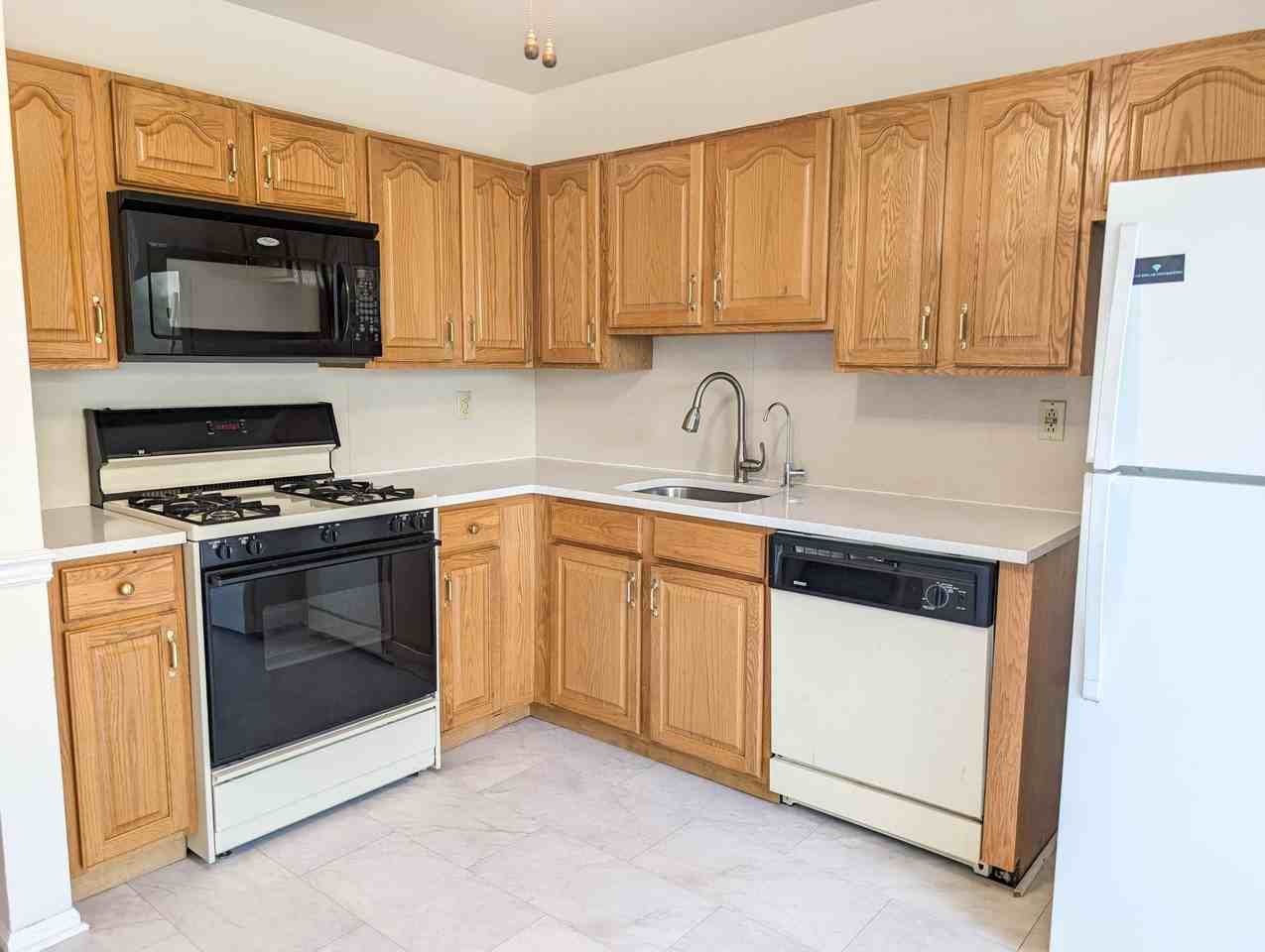 79 Renaissance Ln - Photo 5 of 21