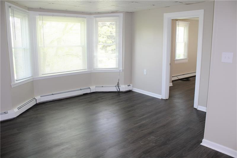 504 North Ave #3 - Photo 5 of 20
