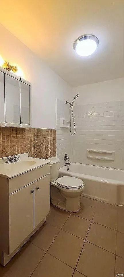 410 Averill Ave - Photo 3 of 3