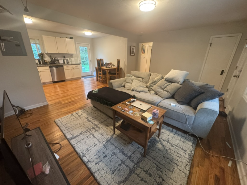 623 Colorado St - Photo 2 of 18