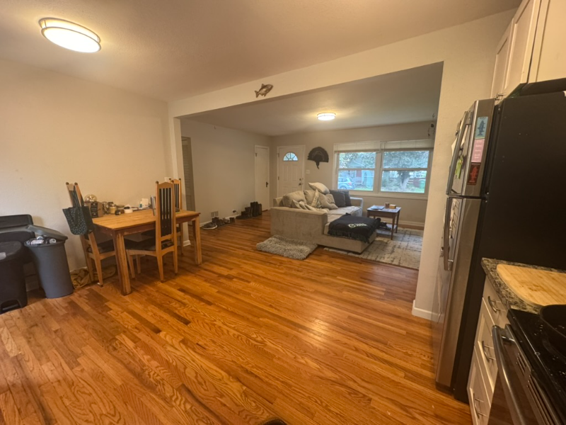 623 Colorado St - Photo 5 of 18