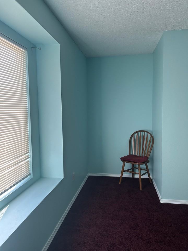 1501 Coolcrest Dr - Photo 5 of 6