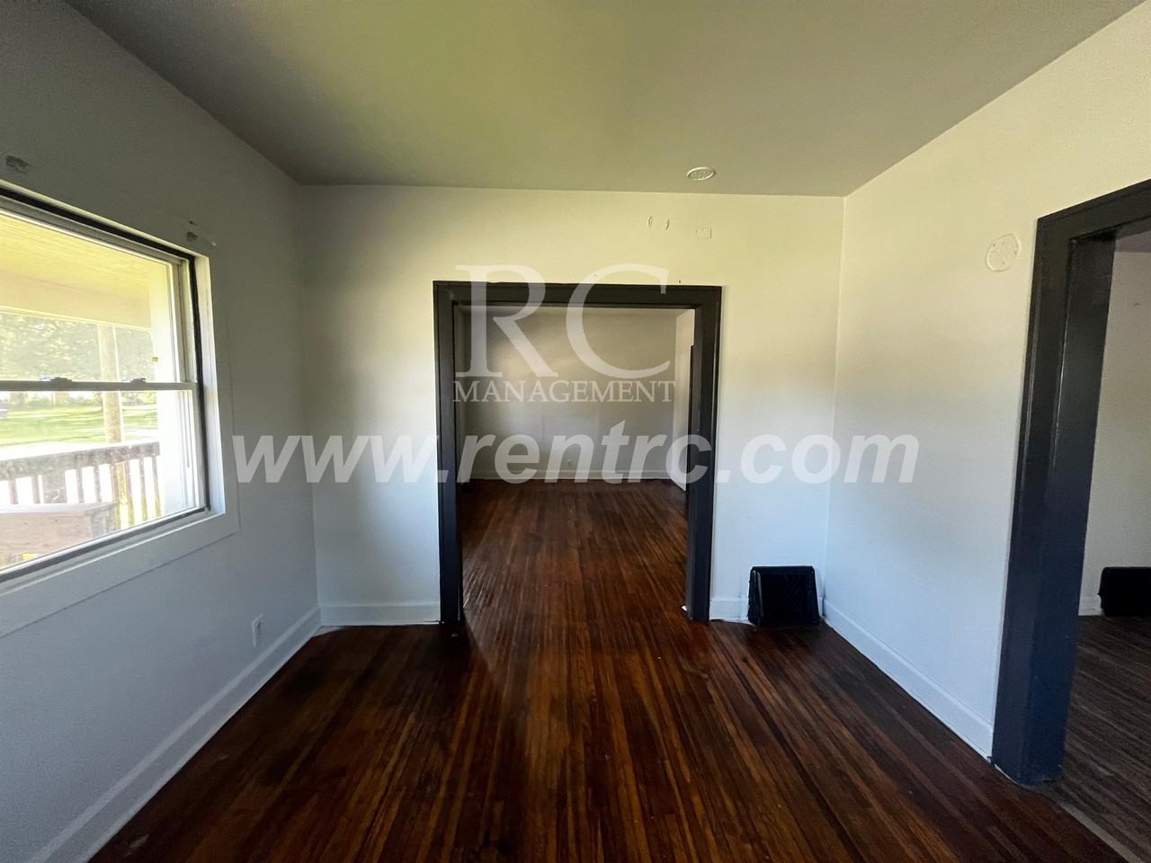1224 E Williams St #E - Photo 7 of 11