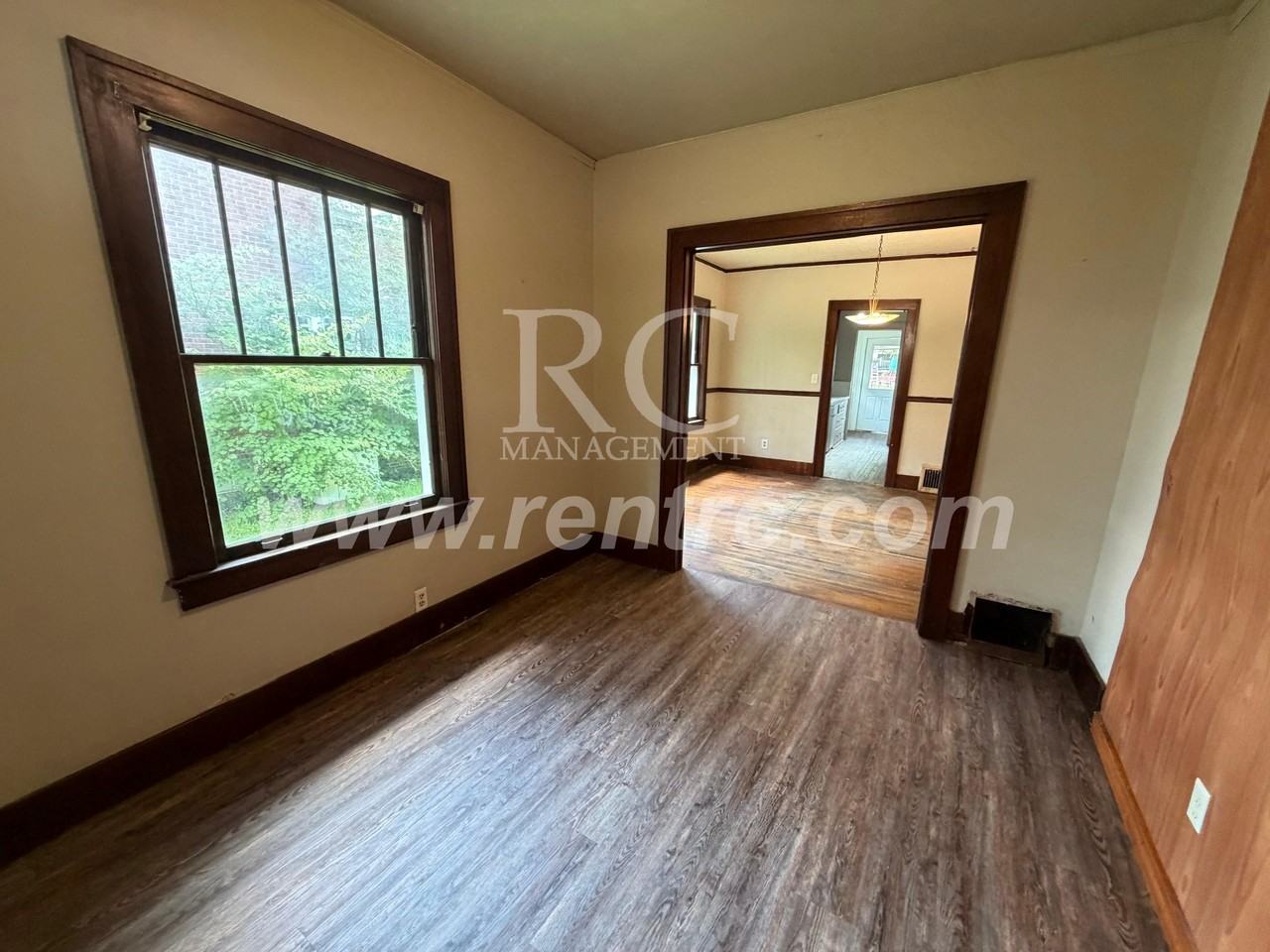 1210 Sherman St - Photo 6 of 16
