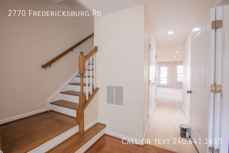 2770 Fredericksburg Rd - Photo 3 of 34