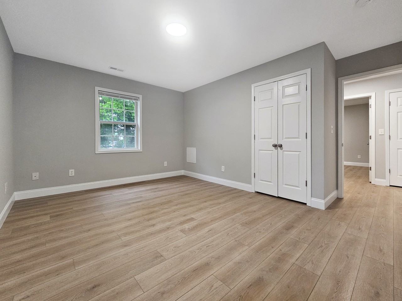 11 Paris Creek Ct - Photo 6 of 8