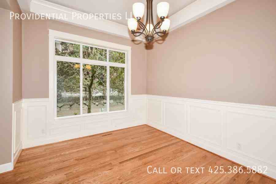 700 5th Ave S - Photo 4 of 25