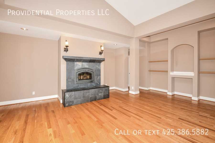 700 5th Ave S - Photo 7 of 25