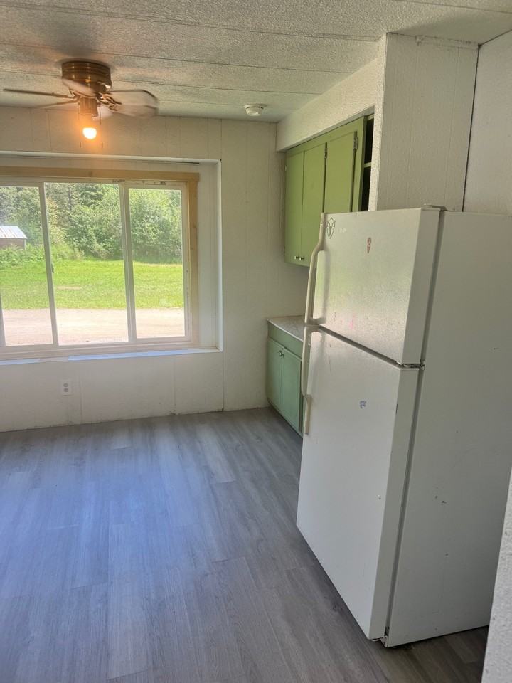 33581 Terrace Lake Rd #4 - Photo 2 of 15
