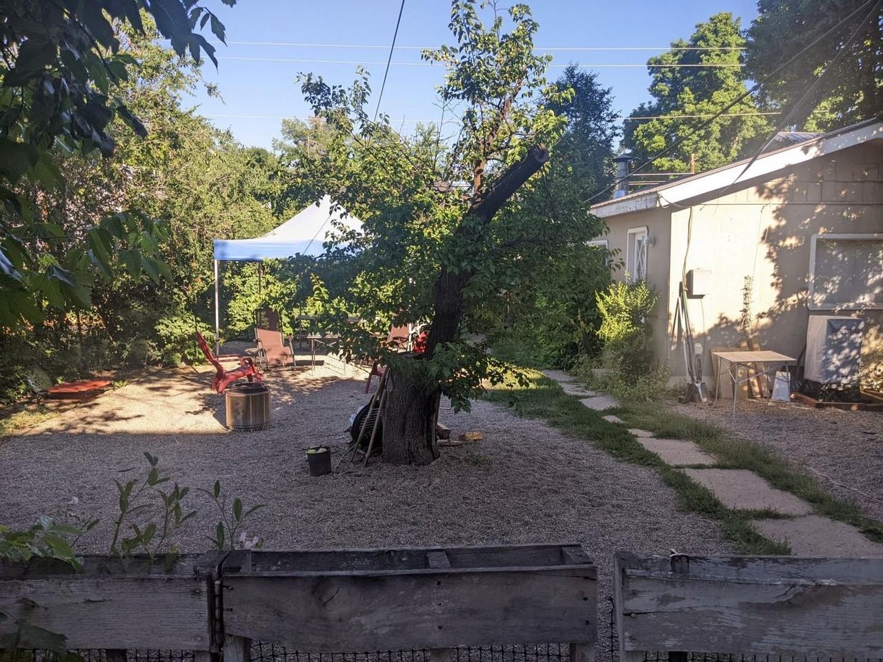 835 E 6th Ave #A - Photo 5 of 29