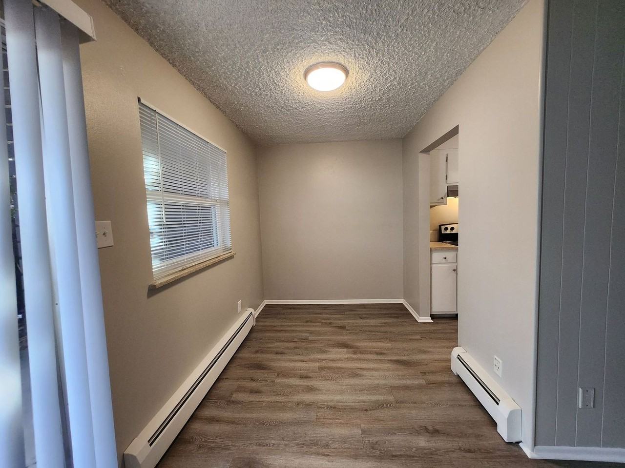 1505 E Kiowa St #102 - Photo 4 of 15